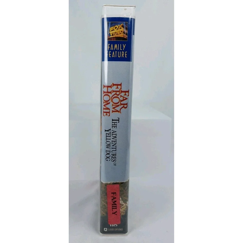 Far From Home The Adventures of Yellow Dog VHS‎ 1995 20th Century Clamshell Case